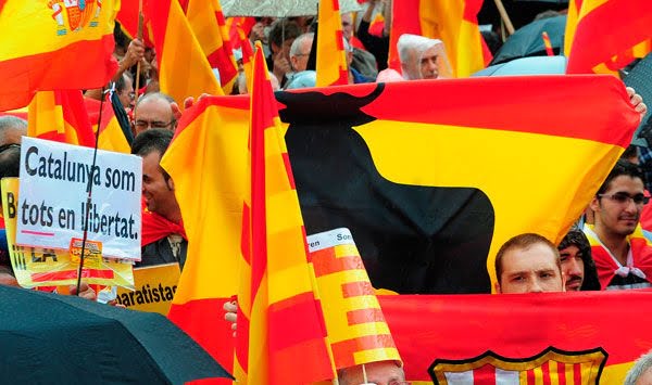 Los catalanes independentistas dieron un paso hacia la posibilidad de la autodeterminación. 
