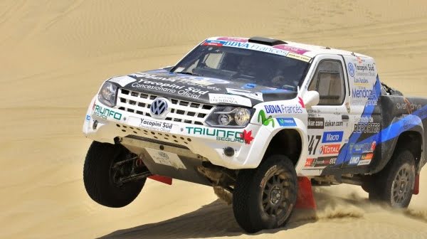Adrián Chino Yacopini se mantiene en carrera después de la etapa más exigente del Dakar 2013. Foto: Sitio Andino