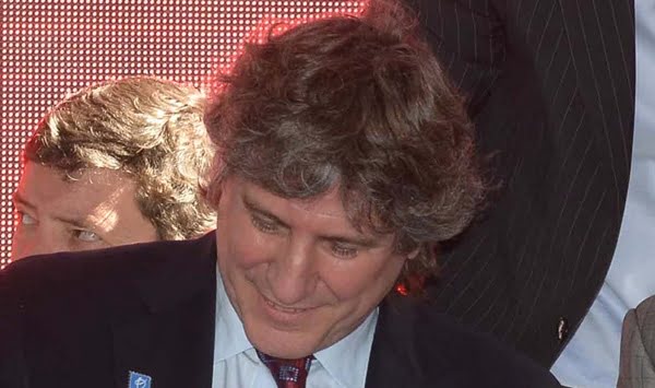 Amado Boudou se refugió  entre políticos y empresarios en el desayuno de la Coviar, antes de sentarse frente a la militancia oficialista en el palco del Carrusel. Foto: Prensa Gobierno de Mendoza.