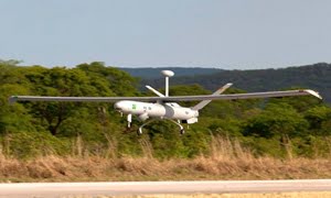 Uno de los aviones no tripulados de Brasil.