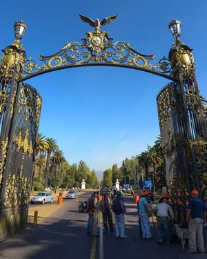 Comenzó la restauración de Los Portones del Parque. Foto: Prensa Gobierno de Mendoza