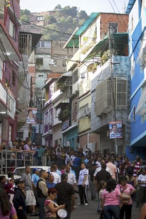 LOS VENEZOLANOS ELIGEN HOY A SU NUEVO PRESIDENTE