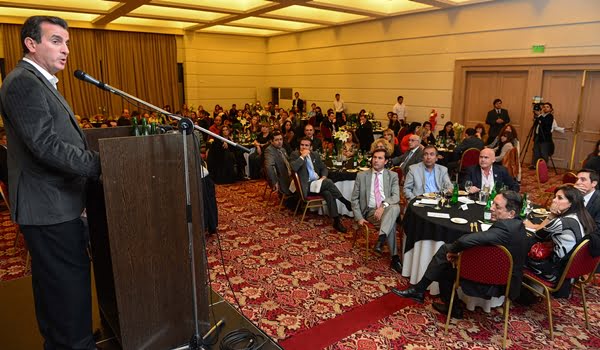 El discurso del gobernador en el Foro de Turismo de Cuyo, con el ministro Enrique Meyer entre los destinatarios. Foto: Prensa Gobierno de Mendoza