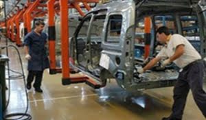 La industria automotriz empujó el crecimiento de la actividad fabril, al mismo tiempo que aumentó la venta de combustibles.