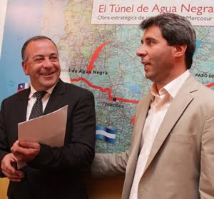 El ministro de Infraestructura de San Juan, José Strada, y el vicegobernador de la provincia, Sergio Uñac. Foto: Diario de Cuyo.