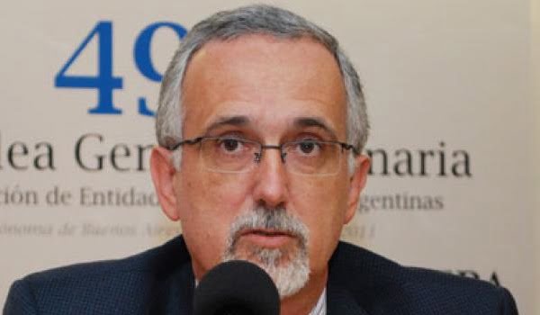 Carlos Jornet, presidente de ADEPA, la entidad de los dueños de los diarios que se expresó en contra de las acusaciones del Gobierno a La Nación por falta de ética.