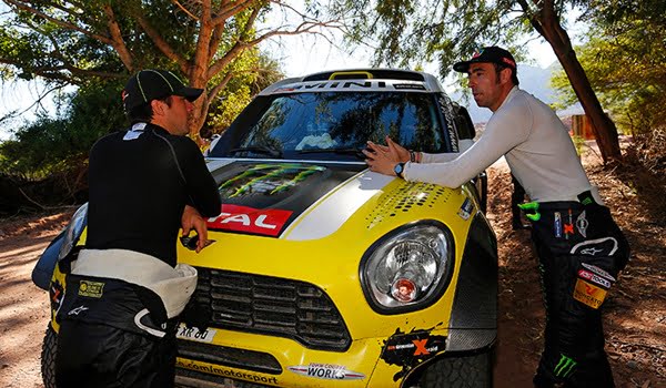 En la mitad de la competencia, el mendocino que corre con Mini está segundo. Foto: web de la organización del Dakar