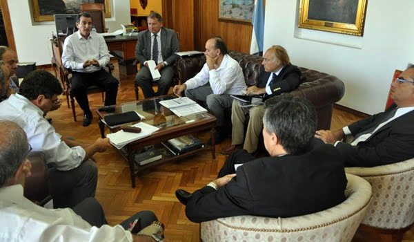 El gobernador convocó a los involucrados en la demanda de La Pampa por el agua del Atuel. Foto: Prensa Gobierno de Mendoza