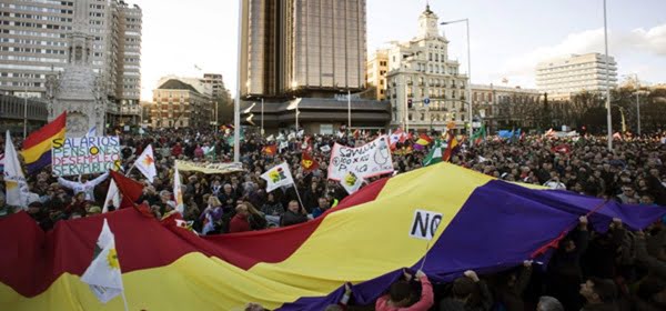 Dos millones de personas en las calles de Madrid le pidieron a Rajoy que renuncie. Foto:  El País