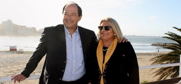 Con mar de fondo, Sanz y Carrió recorrieron Mar del Plata tras presentar Faunen. Foto:  La Nación