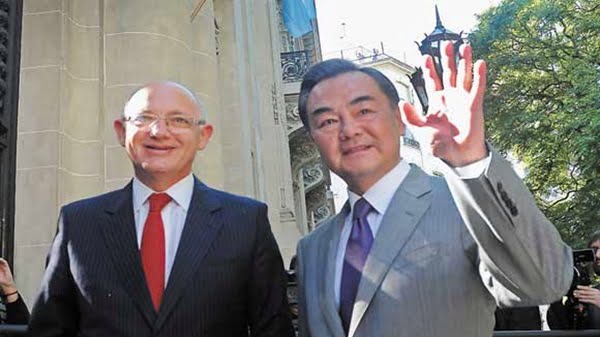 Los cancilleres Wang Yi y Héctor Timerman delinearon la agenda del presidente chino en Buenos Aires, adonde llega el 19 de Julio a entrevistarse con Cristina.