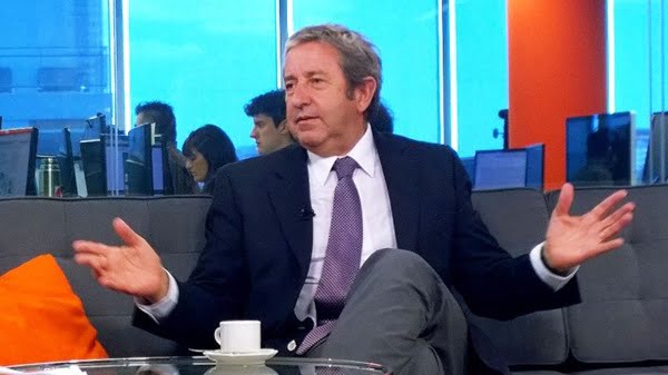 Julio Cobos habló con María O'Donell sobre la postulación bonaerense de Carrió.