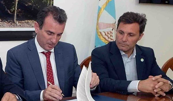 Firma de Convenio entre ministerio de salud provincial y secreta