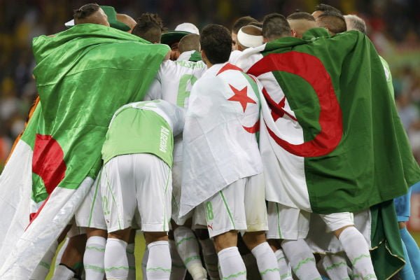 El plantel de Argelia pasó por primera vez a octavos y justo la fase coincide con el Ramadán