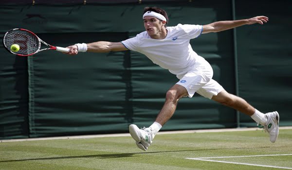 Leonardo Mayer avanza en Wimbledon.