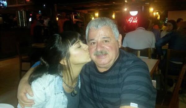 María Soledad Fernández, la hija de Titi, viajó a Brasil a darle una sorpresa al padre por su cumpleaños.