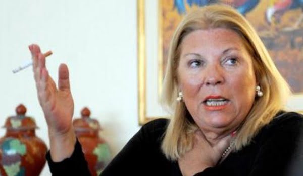 Elisa Carrió consideró imprescindible su presencia en Buenos Aires.