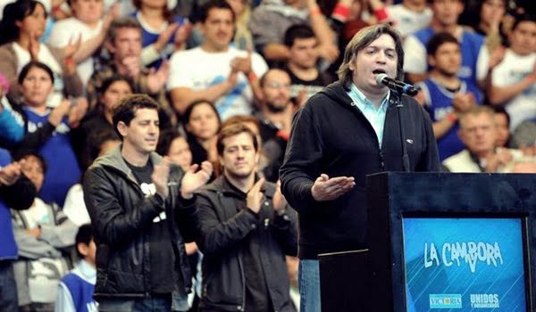 Máximo Kirchner tomó la palabra en el acto de La Cámpora en La Paternal. Foto: Télam