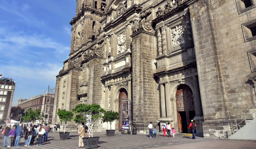 "Llegada al DF. Una ciudad caótica y antigua que parece estar alejada de los 43", describió Enrique Pfaab al arribar a la capital azteca. Foto: Enrique Pfaab 