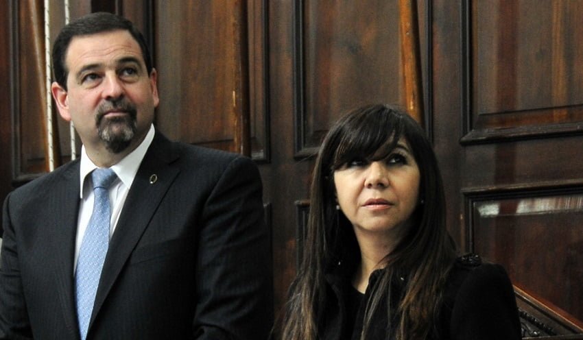 Miriam Gallardo junto a Carlos Ciurca en la Legislatura provincial cuando la actual concejal de Maipú era presidenta provisional del Senado.