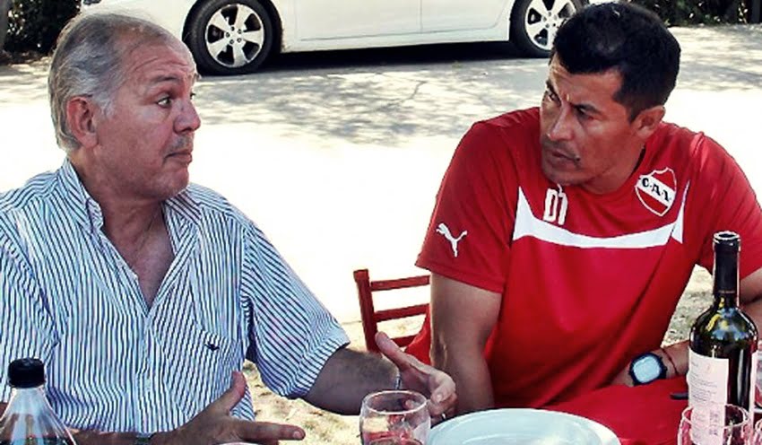 Sabella fue a ver el entrenamiento de Independiente, dirigido por Almirón. Foto: Club Independiente