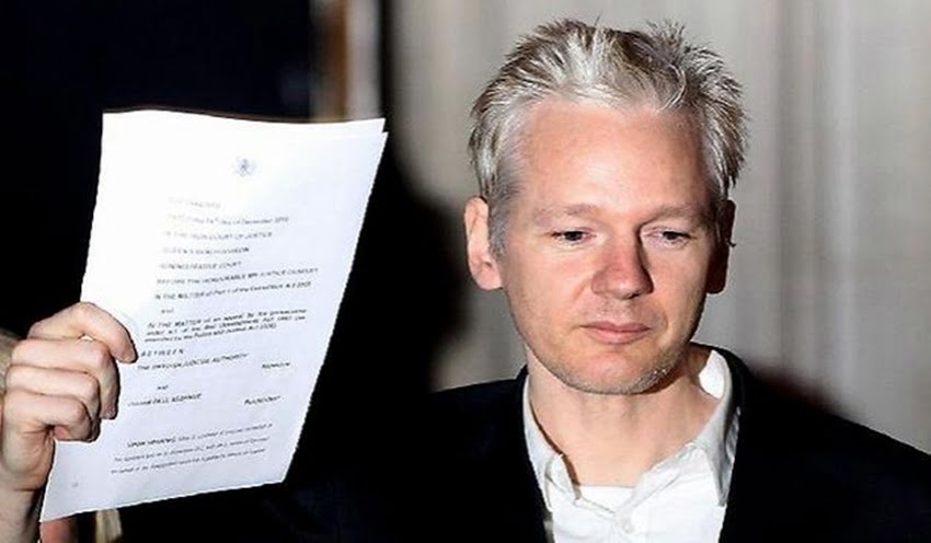 Julian Assange consideró "muy buena" a la reforma de los servicios de inteligencia de Argentina.