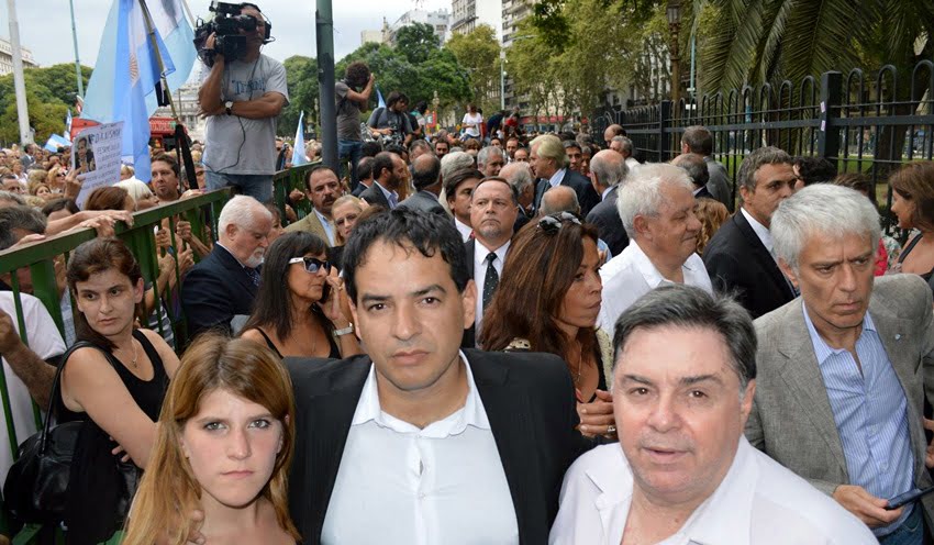 En el centro, Adrián Bastianes, en la denominada marcha de los fiscales del 18 de febrero. Foto: Télam 