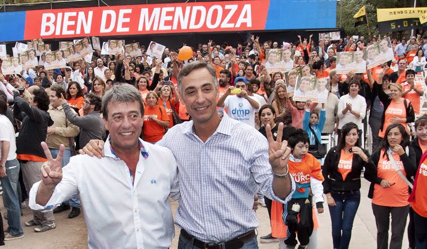 Martínez Palau se dedicará a la campaña a tiempo completo.