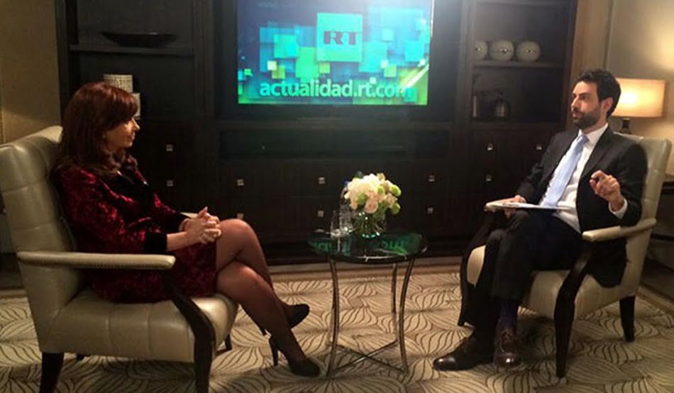 Cristina Fernández dio una entrevista a la cadena rusa de televisión RT. Foto: Télam