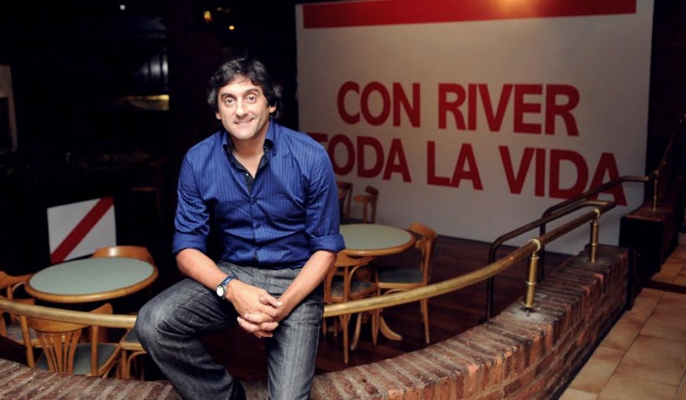 Enzo Francescoli dijo que Cavenaghi le pidió hace un mes irse de River, pero ahora el goleador pasa por su mejor momento desde que volvió a Primera. Foto: Archivo