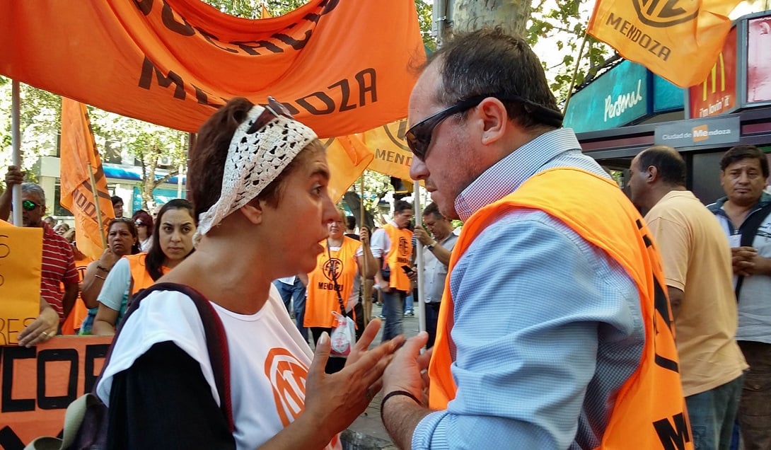 Raquel Blas y Roberto Macho, de ATE, fueron imputados junto a Federico Lorite, de SITEA, por protestar. Foto: Eugenio Gorkin / EXPLÍTICO