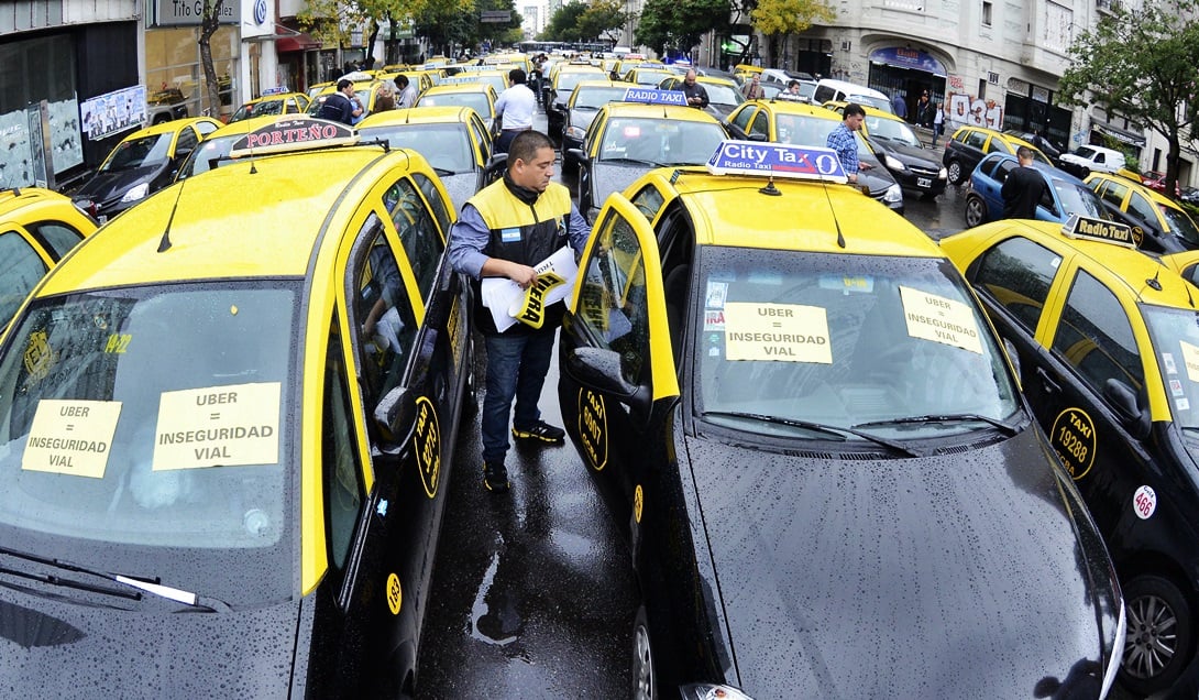 Taxistas porteños han copado la CABA con manifestaciones contra Uber. 