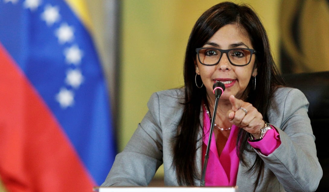 La canciller venezolana Delcy Rodríguez  celebró la resolución de la OEA.