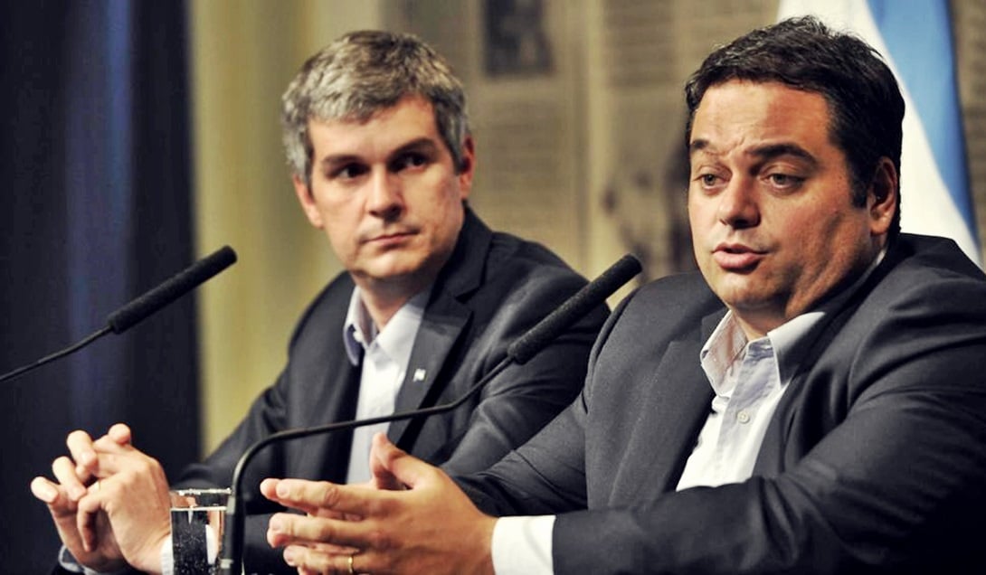 Jorge Triaca y Marcos Peña tenían expectativas no compartidas por las patronales sobre la creación de empleos al defender el veto a la Ley Antidespidos. Foto: Archivo