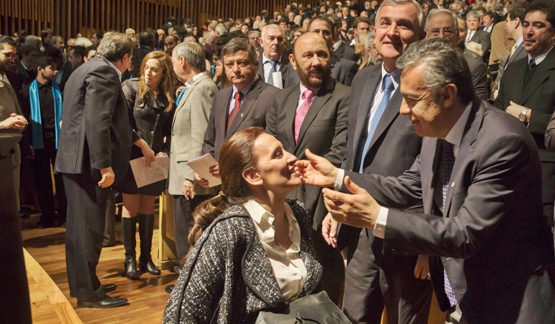 Cornejo con Michetti en el Centro Cultural Kirchner. Foto: Prensa Gobierno de Mendoza