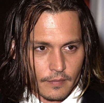 Johnny le tiene ganas a Don Quijote