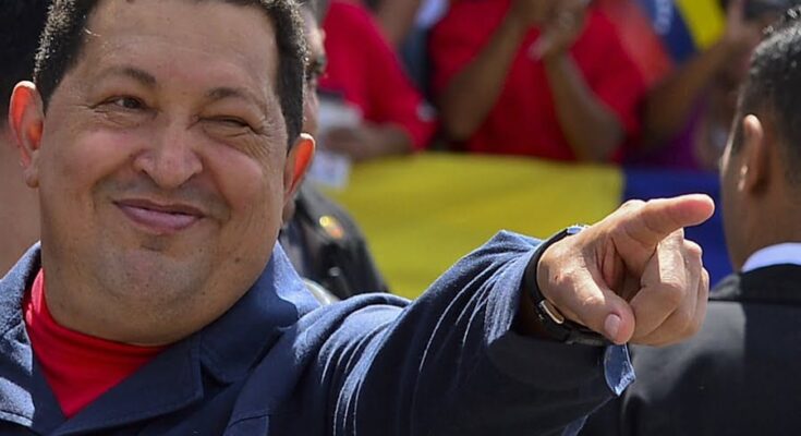 Chávez «está consciente, con sus familiares y en compañía del alto mando político, que recibe sus instrucciones»