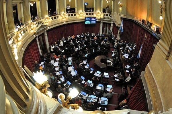 El oficialismo intentará obtener dictamen este martes en el Senado para la reforma del Consejo de la Magistratura