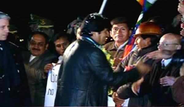 «Es una abierta provocación al continente», dijo Evo Morales en Bolivia sobre la prohibición a surcar el cielo de países europeos