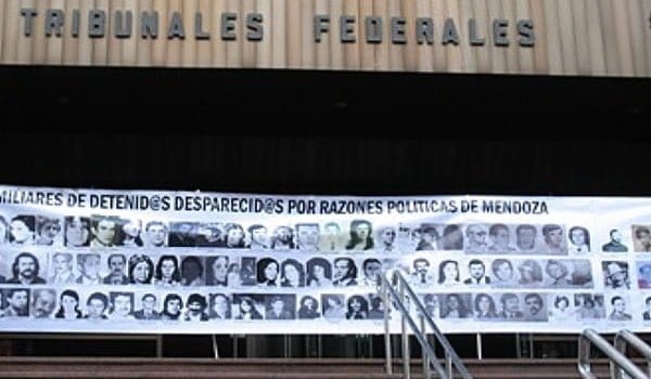 Tras la detención y el traslado a Mendoza de Ernesto Luchini, actualizaron la lista de represores prófugos y recompensas