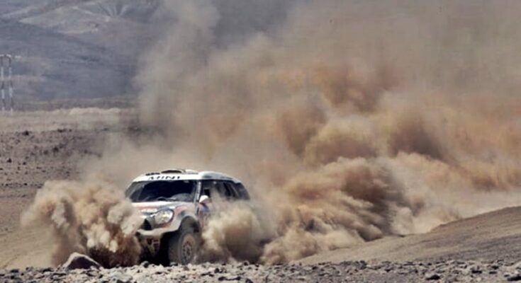 El ruso Vasilyev se quedó con la quinta etapa en autos y Al-Attiyah se consolidó en la punta del Dakar
