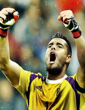 Romero debuta como titular en el Manchester United de Van Gaal