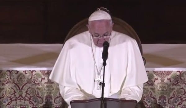 El papa a los obispos: «Los crímenes y pecados por los abusos de menores no pueden seguir siendo mantenidos en secreto por más tiempo»
