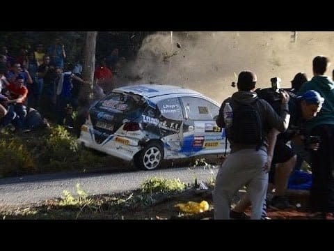 Murieron seis espectadores atropellados en el Rally de A Coruña, en España