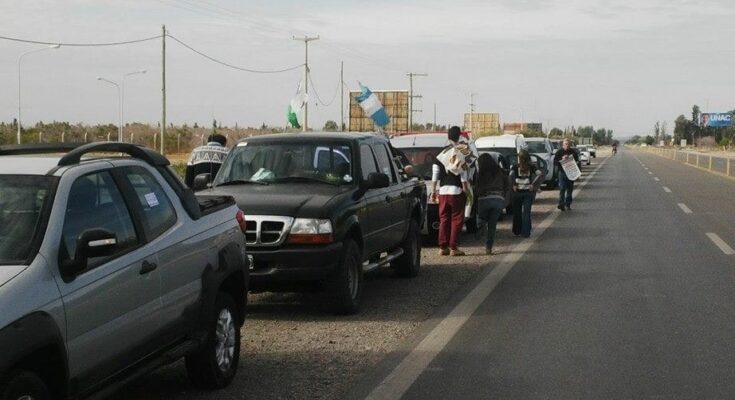 Ambientalistas y gremios partieron en caravana desde Mendoza a Jáchal para participar de dos jornadas de lucha contra la Barrick