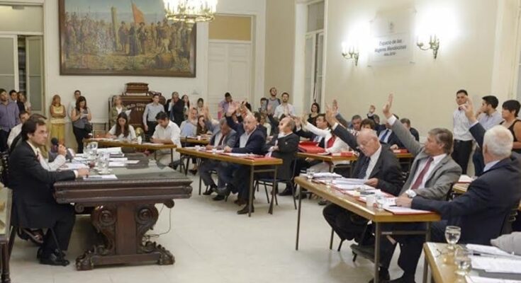 El Senado aprobó la Emergencia en Seguridad que le permite a Cornejo endeudarse para hacer cárceles y equipar a la policía