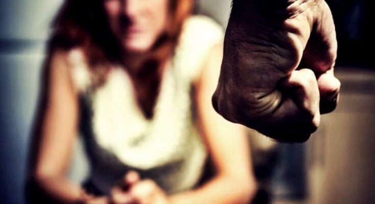 Más de 120 millones de adolescentes de todo el mundo creen que está bien golpear a la mujer en ciertos casos