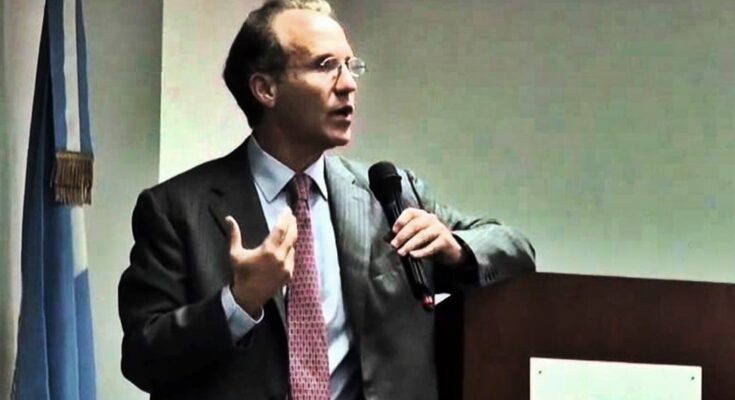 Carlos Rosenkrantz asume en la Corte Suprema
