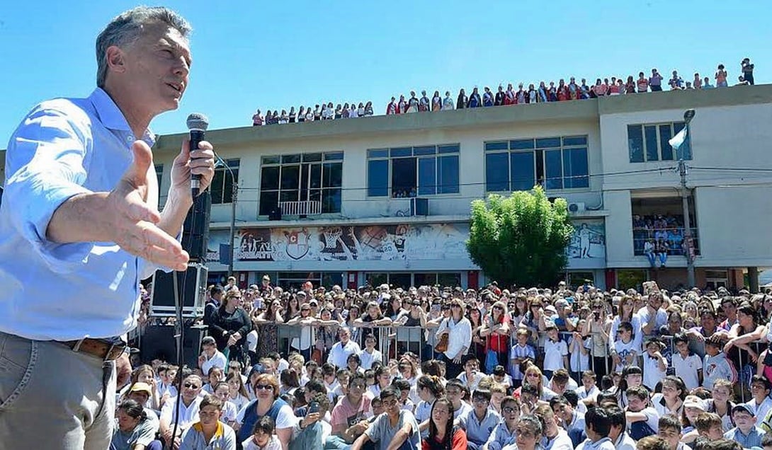 En la localidad cordobesa de Hernando, Macri inauguró la Fiesta Nacional del Maní.