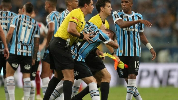 Gremio pedirá que le den por ganado el partido ante River